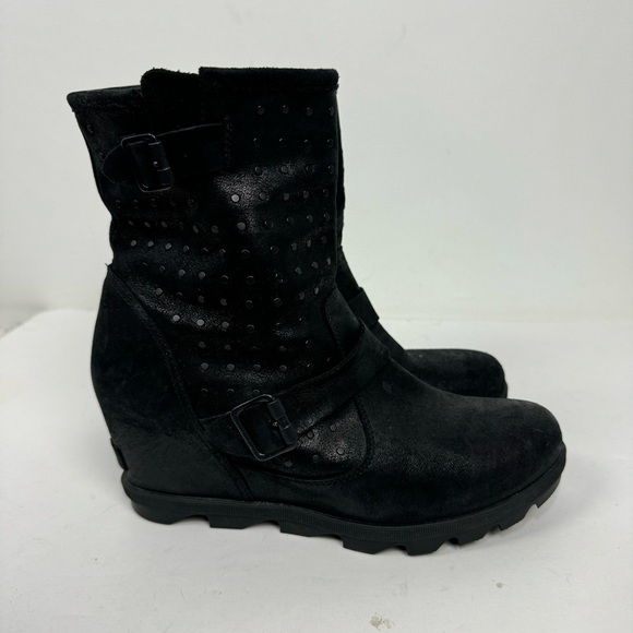 Sorel Joan of Arctic Wedge ll Studd Wedges Boots Black Winter - Picture 1 of 8